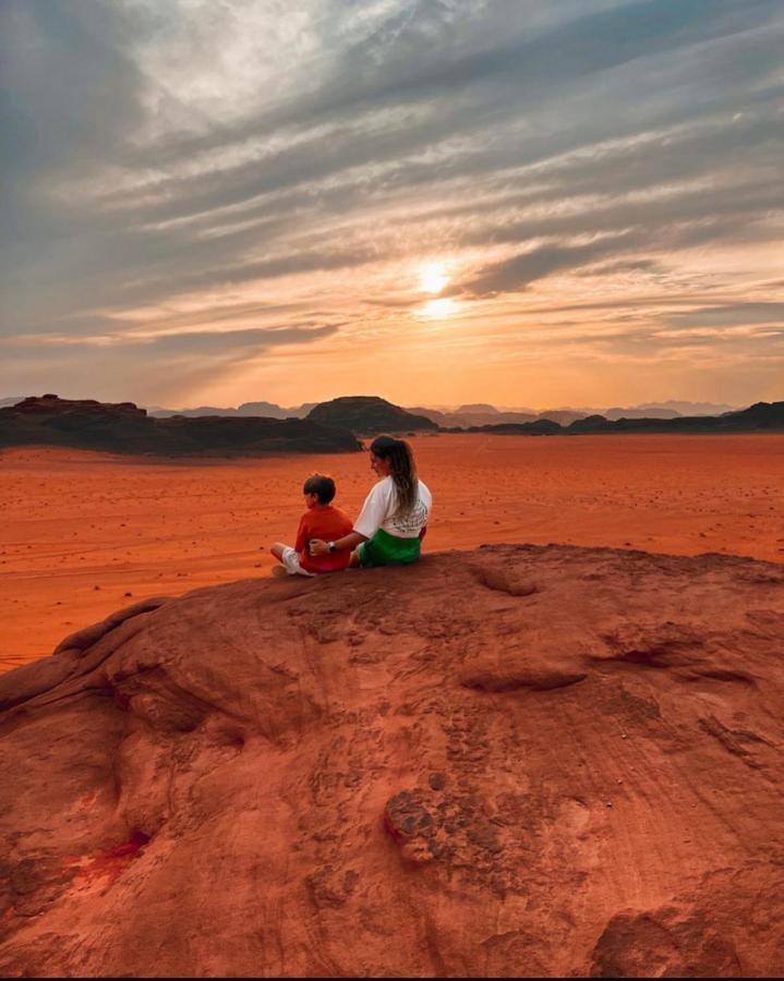 Sun Luxury Camp &Tour Wadi Rum Exterior foto