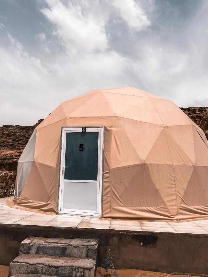 Sun Luxury Camp &Tour Wadi Rum Exterior foto